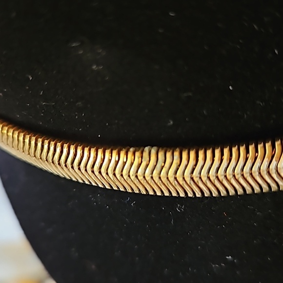 Gold Tone Vintage 18" Long Snake Necklace - Picture 6 of 6